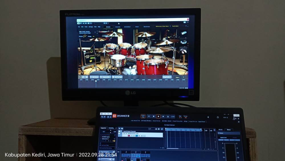 Image #1 from Mui Tuttle